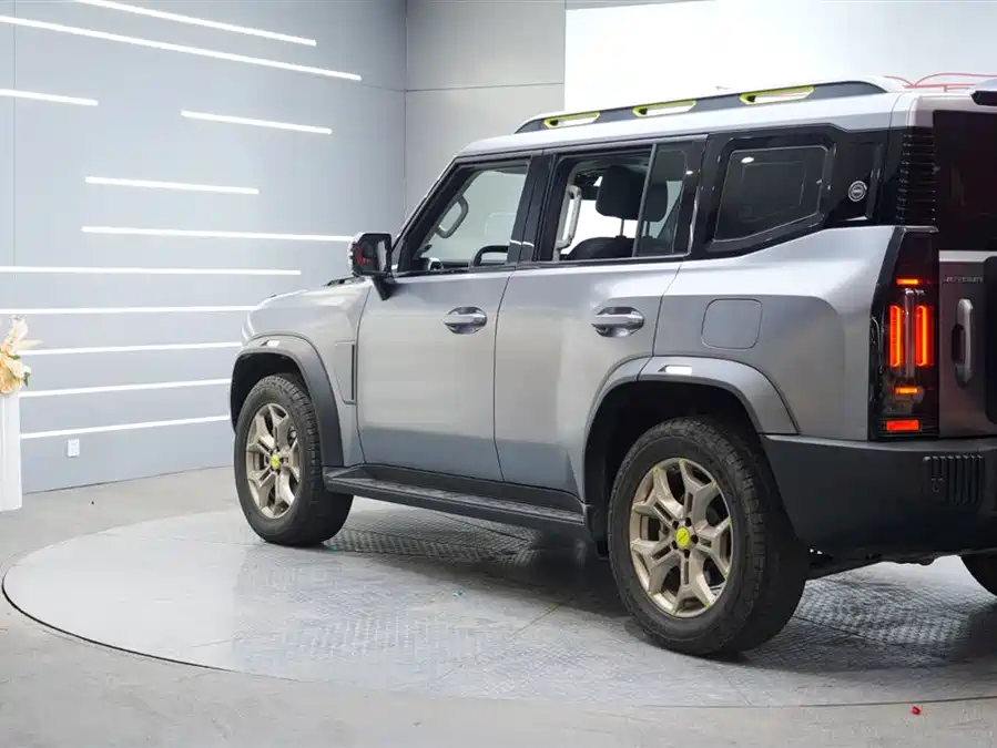 Used Jietu Traveler 2023 2.0T four-wheel drive conquers