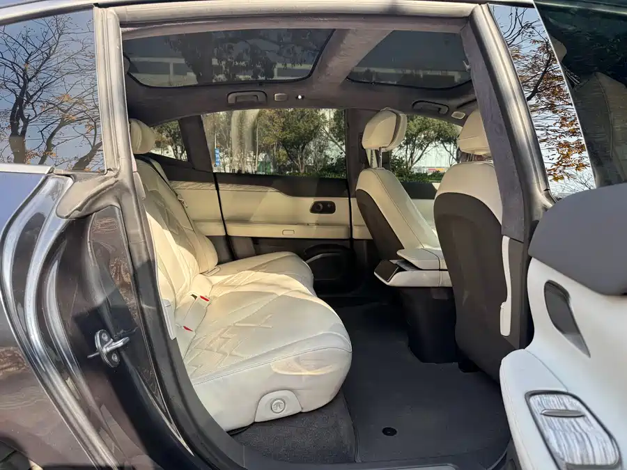 Used NIO ET7 2022 model 100kWh first edition