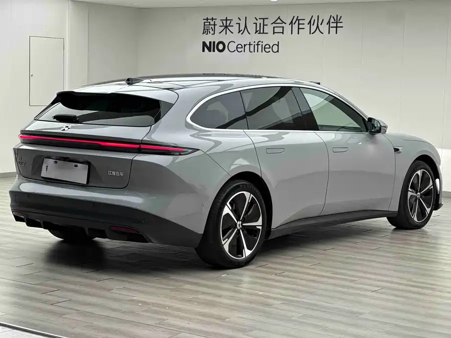 900x675_0_q87_c42_autohomecar__ChtpWGlBEmaAcvBmAAfJy664gAY742.jpg.webp Used NIO ET5T 2024 model 75kWh Touring