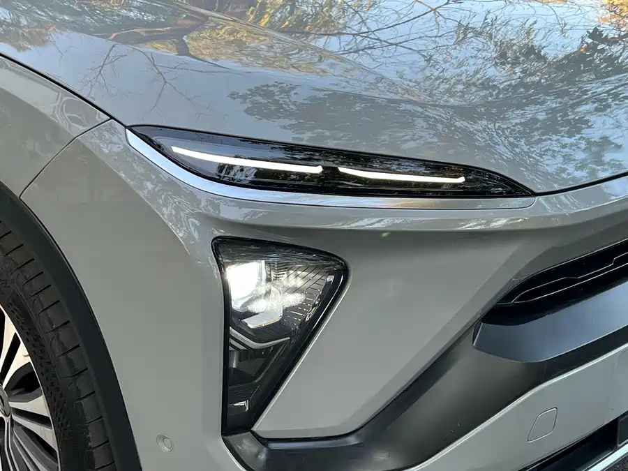 900x675_0_q87_c42_autohomecar__ChtpWGlBdVGAB5wDAAk1cC6zEag202.jpg.webp Used NIO EC6 2022 100kWh sports version