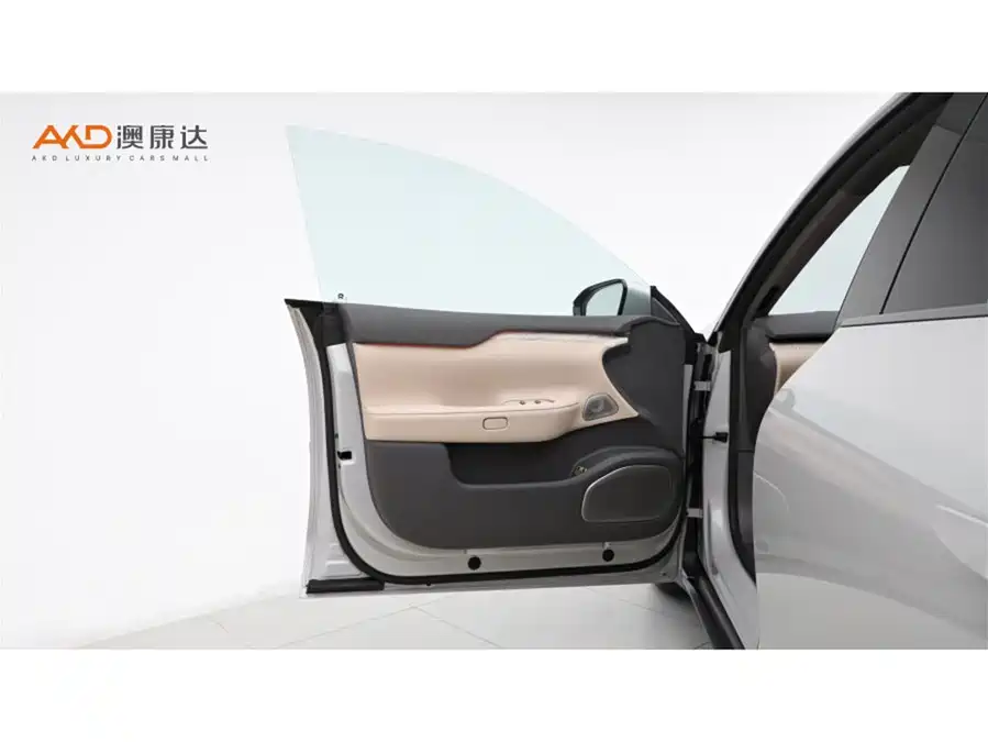 900x675_0_q87_c42_autohomecar__ChtpWGlCAD-AIKsmAADACwzLzVQ847.jpg.webp Used NIO ET7 2024 75kWh Executive Edition