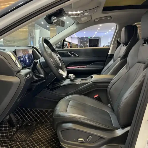 900x675_0_q87_c42_autohomecar__ChtpWGlCEJSAHb8wAAafTBVBVnY374.jpg.webp Used Hongqi HS3 PHEV 2024 115km Jinwei Edition