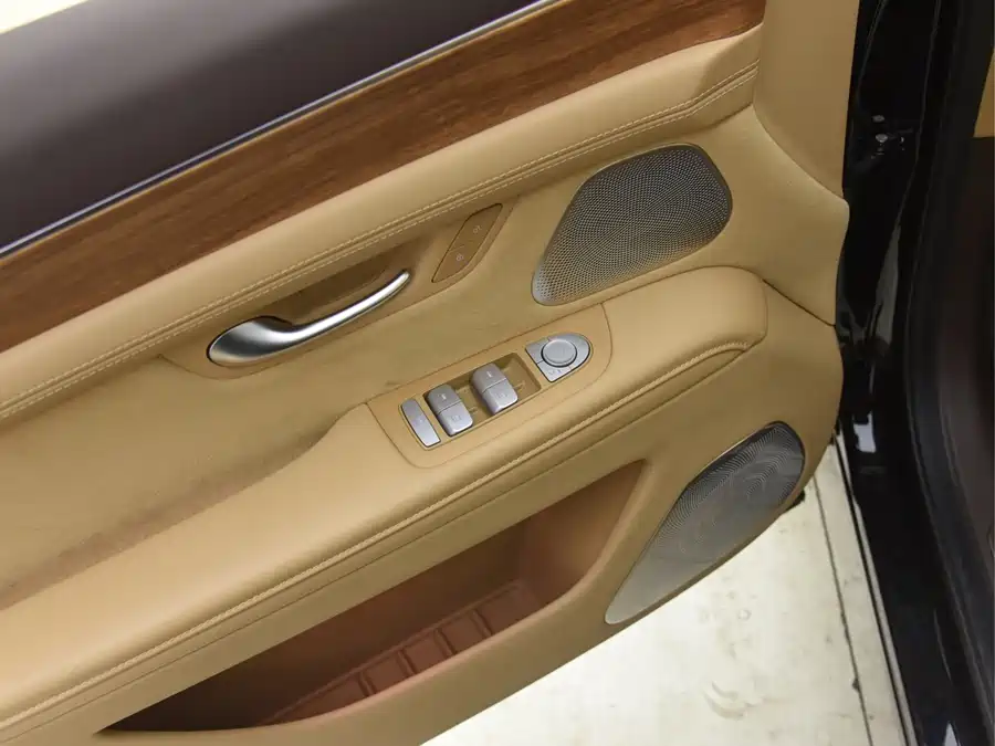 Used HUAWEI AITO M7 2024 1.5T Intelligent Driving Four-wheel Drive Pro Version 6 Seats