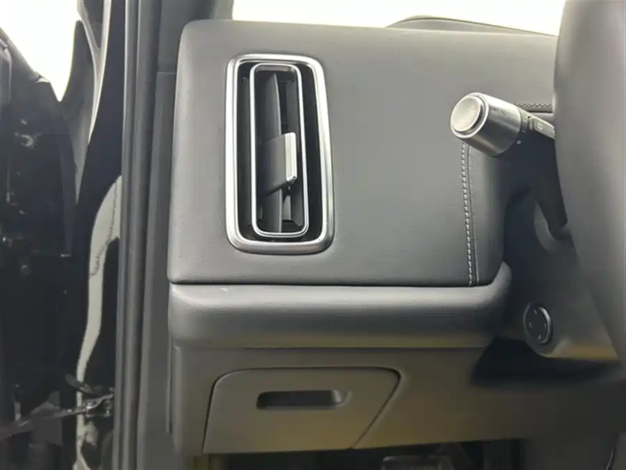 Used Li Auto L8 2024 Ultra