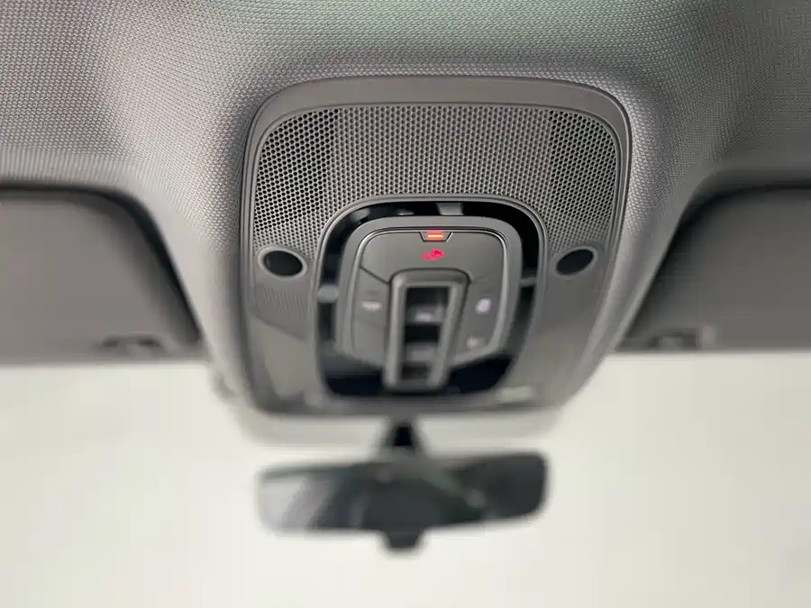 900x675_0_q87_c42_autohomecar__ChtpWGlDXmqATSQbAAemXVI4CCs003.jpg.webp Used Audi A5 (imported) 2019 Sportback 45 TFSI quattro sporty