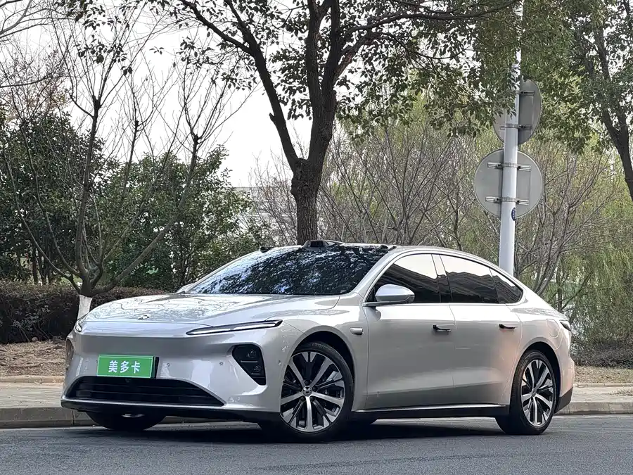 900x675_0_q87_c42_autohomecar__ChtpWGlDZBKAVblcAA02CC-d1vs726.jpg.webp Used NIO ET7 2023 100kWh Signature Edition