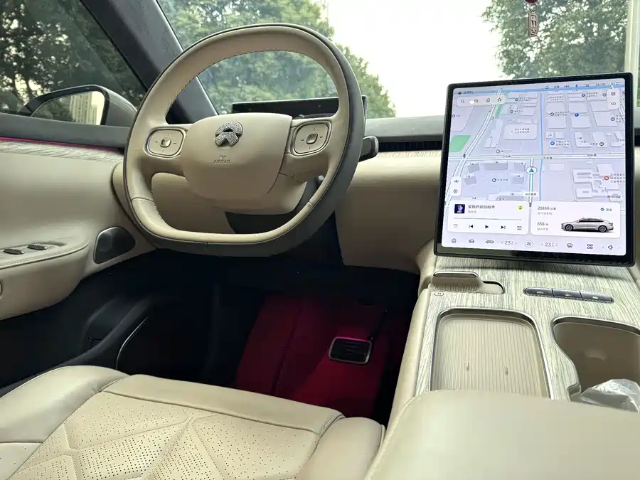 900x675_0_q87_c42_autohomecar__ChtpWGlDZBuAFZ6XAAUk22NlgwM190.jpg.webp Used NIO ET7 2023 100kWh Signature Edition