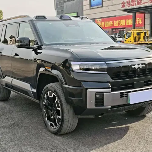 900x675_0_q87_c42_autohomecar__ChtpWGlDZbGAWLswAAob2BXehpM531.jpg.webp Used BYD Leopard 8 2025 Zhiyong flagship version 7 seats