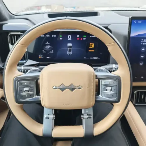 900x675_0_q87_c42_autohomecar__ChtpWGlDZbmANUvDAAP67ymELA8396.jpg.webp Used BYD Leopard 8 2025 Zhiyong flagship version 7 seats