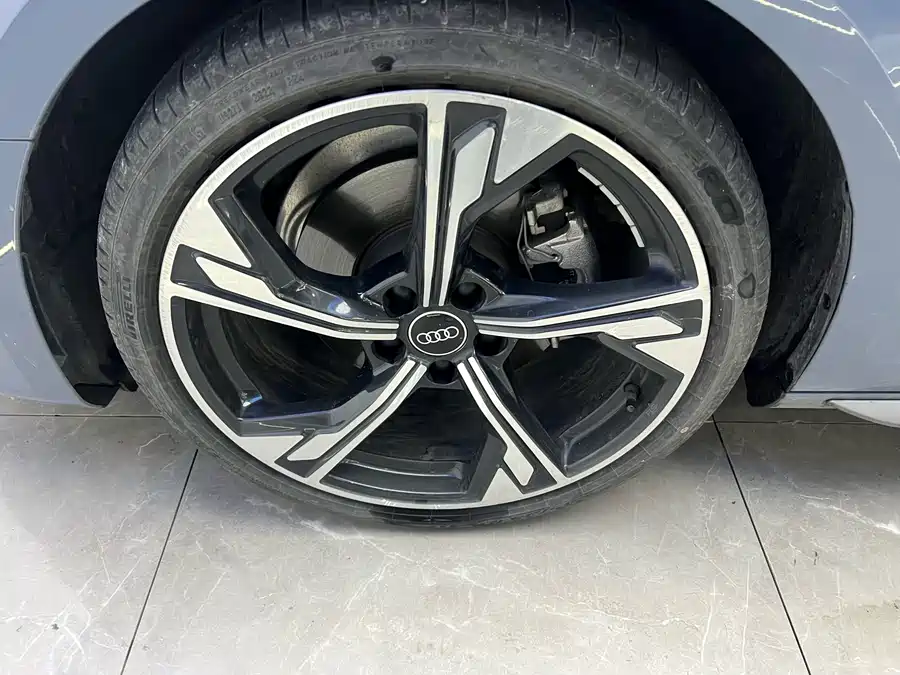 Used Audi A4L 2022 40 TFSI quattro RS kit combustion speed type