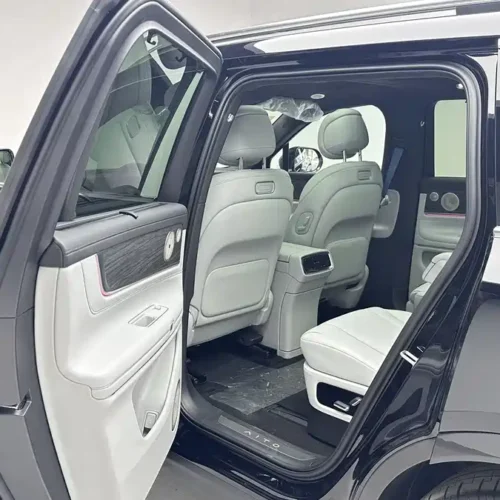 900x675_0_q87_c42_autohomecar__ChtpWGlDmSqAFZoTAAWZa1070s8691.jpg.webp Used AITO M9 2024 extended range Ultra version 42kWh 6-seater version