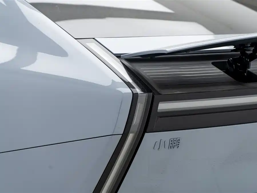 900x675_0_q87_c42_autohomecar__ChtpWGlE9SmAKd61AADy3kuLSt0603.jpg.webp Used Xpeng P7 2025 702 Long Battery Life Ultra