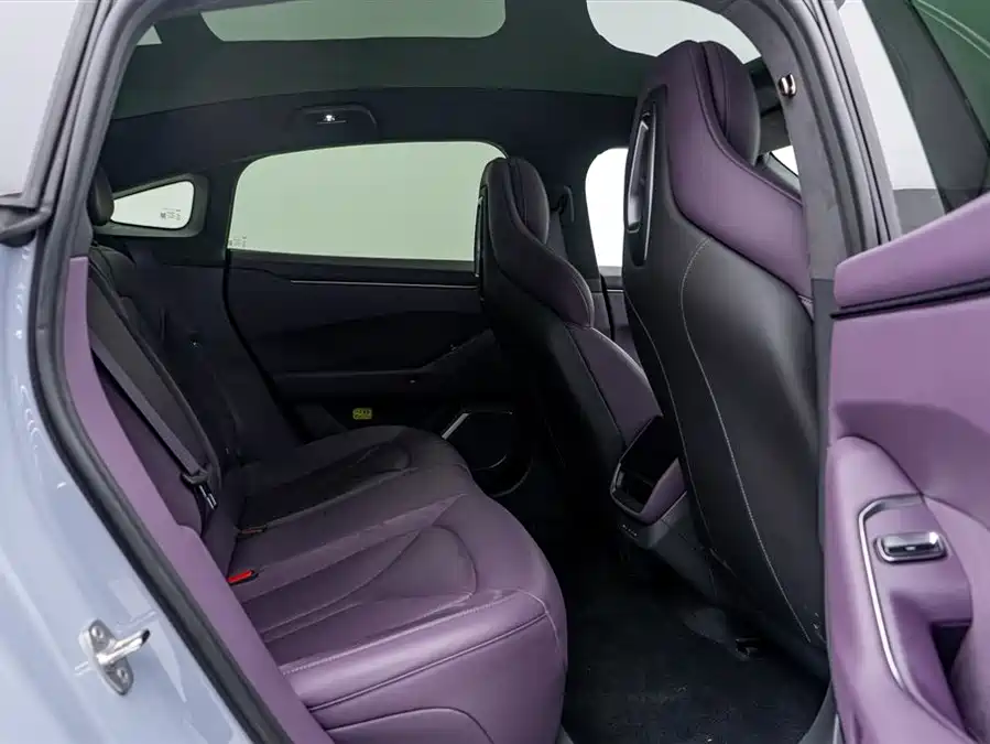 900x675_0_q87_c42_autohomecar__ChtpWGlE9SqAXL5dAAFEMKnP24k397.jpg.webp Used Xpeng P7 2025 702 Long Battery Life Ultra