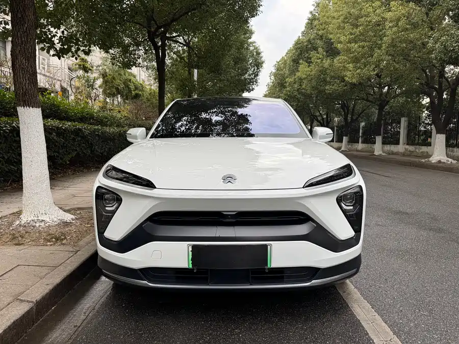 900x675_0_q87_c42_autohomecar__ChtpWGlFDBiABTugAA7mdaUSg1U334.jpg.webp Used NIO EC6 2020 430KM Sports Edition