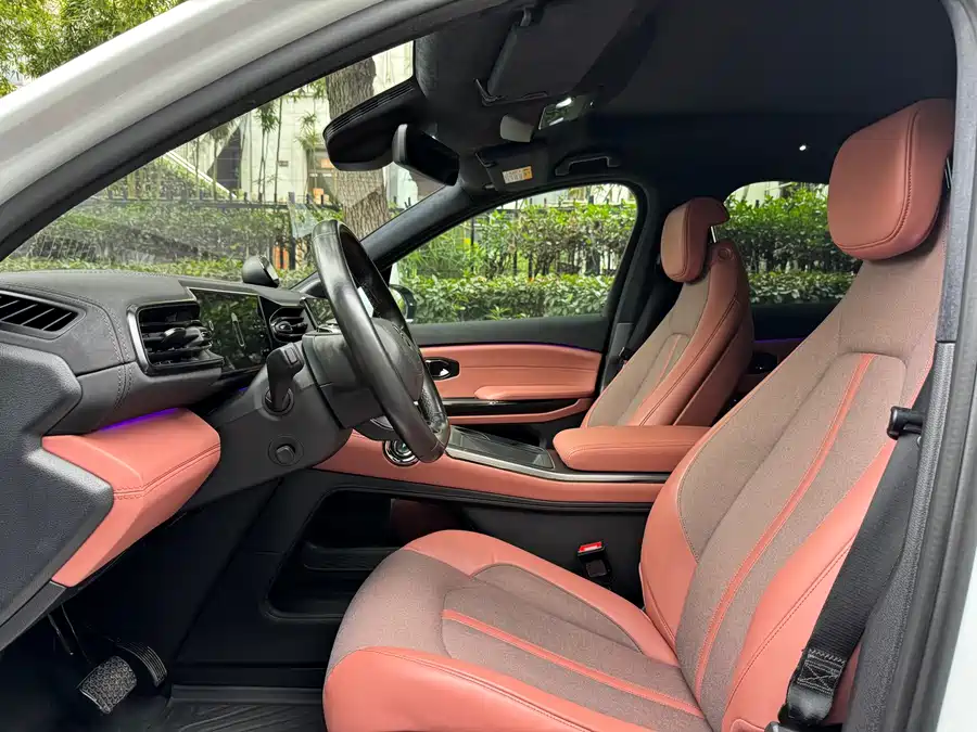 900x675_0_q87_c42_autohomecar__ChtpWGlFDCaAY8iMAApDPqAedzw823.jpg.webp Used NIO EC6 2020 430KM Sports Edition