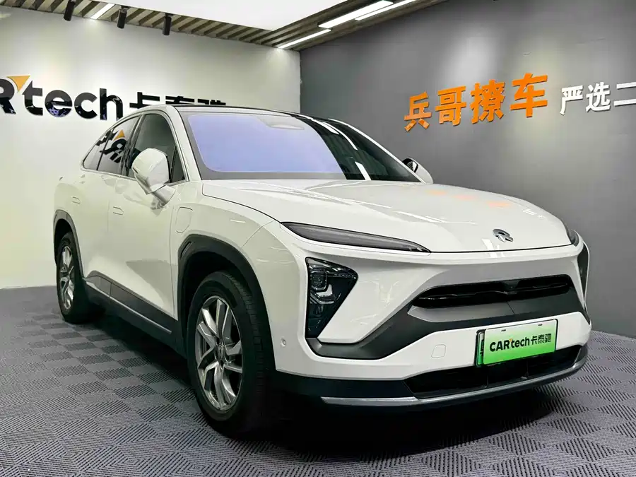 900x675_0_q87_c42_autohomecar__ChtpWGlFFtSAHKnlAAiIyrEh800121.jpg.webp Used NIO EC6 2020 430KM Sports Edition