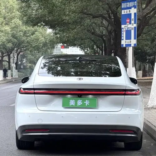 900x675_0_q87_c42_autohomecar__ChtpWGlFQH6AbJs5AAlkUnxkl1I722.jpg.webp Used NIO ET7 2022 model 100kWh first edition