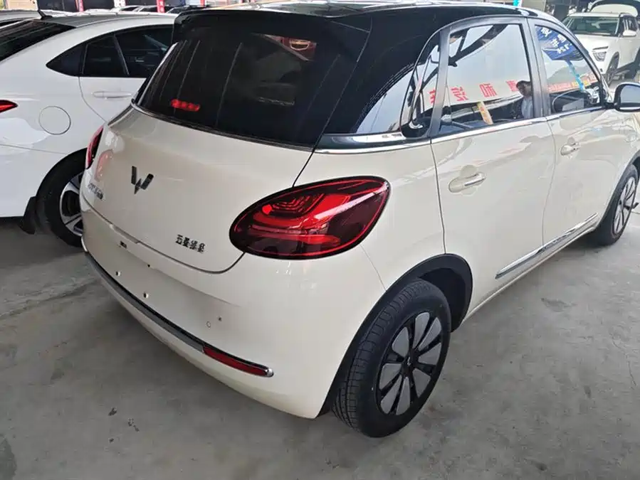 900x675_0_q87_c42_autohomecar__ChtpWGlFQvyATvKEAAGsY27ca5g058.jpg.webp Used Wuling Bingo 2025 model 333km Lingxi Internet model