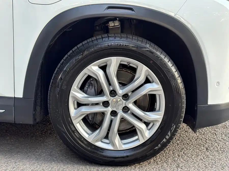 900x675_0_q87_c42_autohomecar__ChtpWGlGCLOAWtLPAAkwzMt-hzM161.jpg.webp Used NIO ES8 2018 model 355KM baseline version seven-seater version