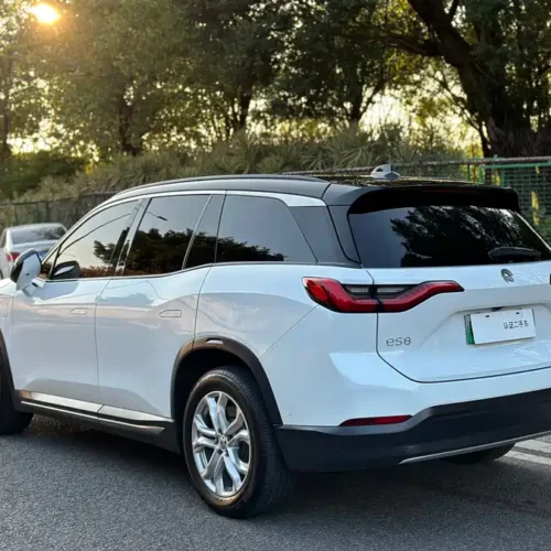 900x675_0_q87_c42_autohomecar__ChtpWGlGCMCAVBq6AAqaF0vRk24295.jpg.webp Used NIO ES8 2018 model 355KM baseline version seven-seater version