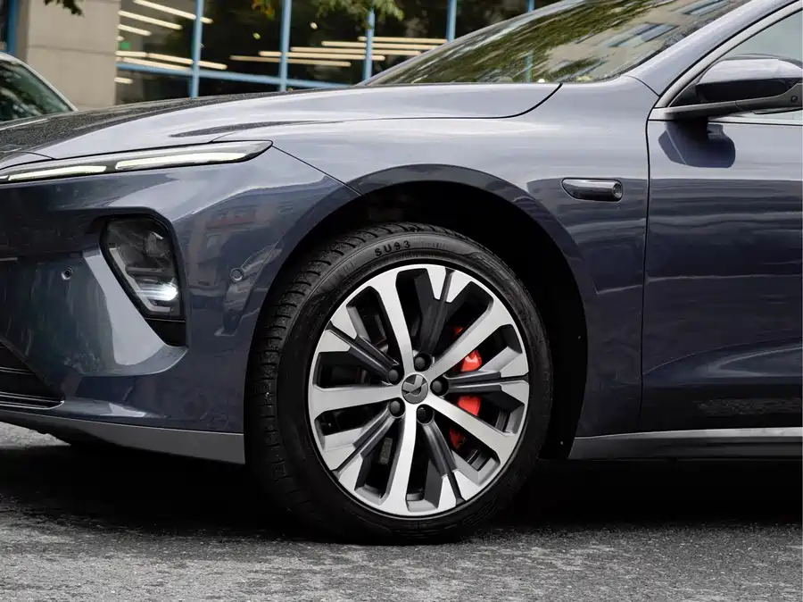 900x675_0_q87_c42_autohomecar__ChtpWGlGDxqAPqVFAAjIIqlmUzw686.jpg.webp Used NIO ET7 2022 model 100kWh first edition