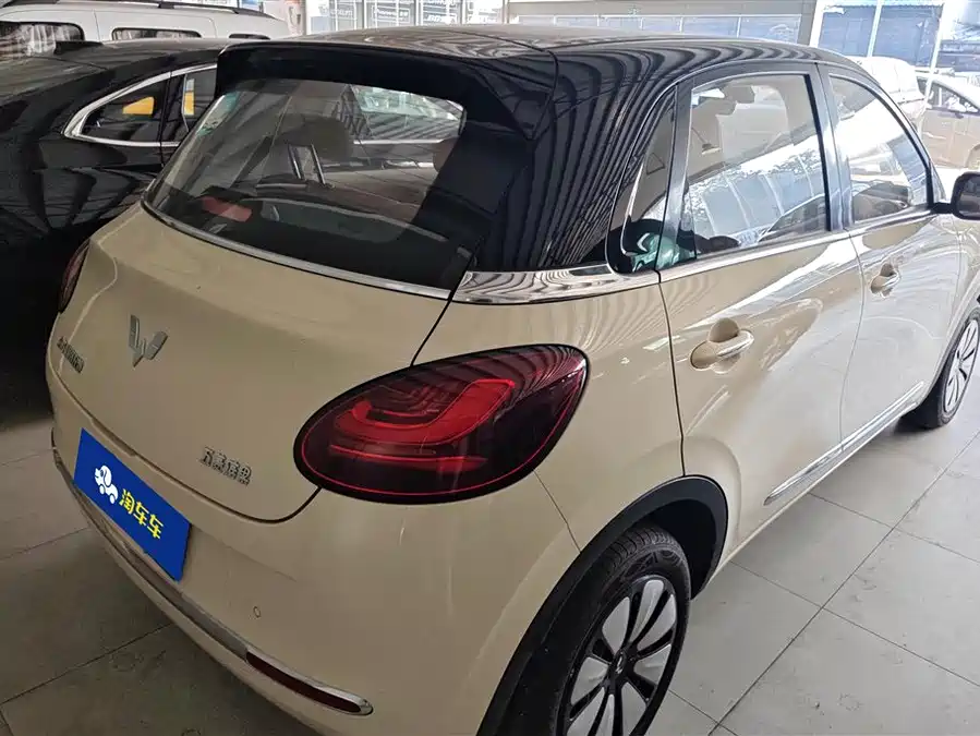 900x675_0_q87_c42_autohomecar__ChtpWGlGFOaAXHFjAAHuHFLzY1E026.jpg.webp Used Wuling Bingo 2025 model 410km Lingxi exclusive model