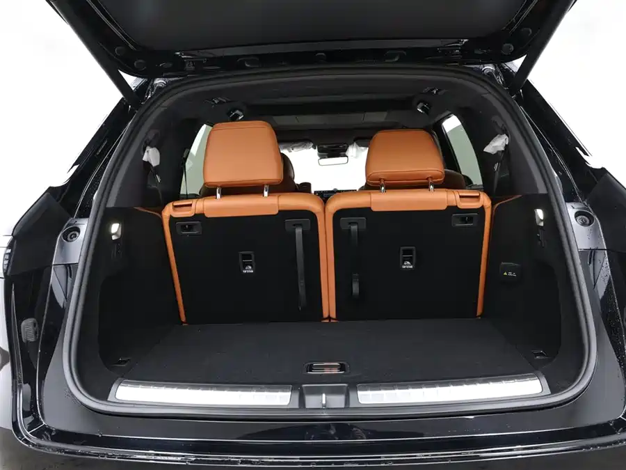 900x675_0_q87_c42_autohomecar__ChtpWGlGUe2AL08PAAGYJsQbgUM409.jpg.webp Used HUAWEI AITO M7 2026 extended range Max four-wheel drive version 6 seats