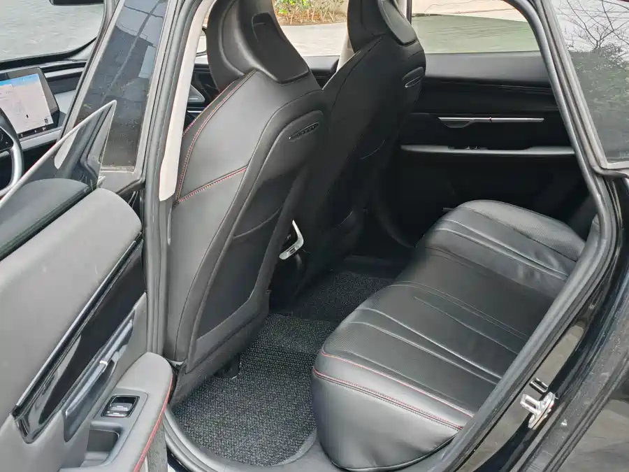 900x675_0_q87_c42_autohomecar__ChtpWGlGWmGAfMSDAAWCakXZPkA577.jpg.webp Used Xpeng P7 2020 586E