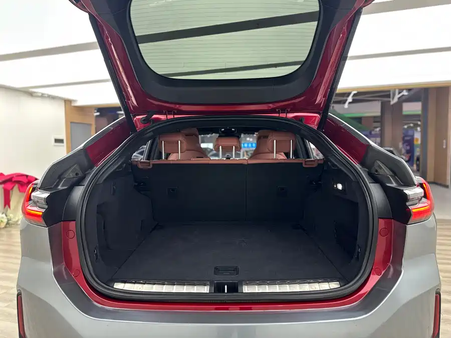 900x675_0_q87_c42_autohomecar__ChtpWGlHkRqASvy2AAdX8T4r2Sg638.jpg.webp Used NIO EC6 2020 615KM Performance Edition