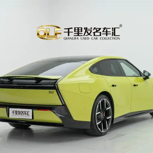 900x675_0_q87_c42_autohomecar__ChtpWGlHktiAZ6wUAAEWn4NDih8241.jpg.webp Used Xpeng P7 2025 702 Long Battery Life Ultra