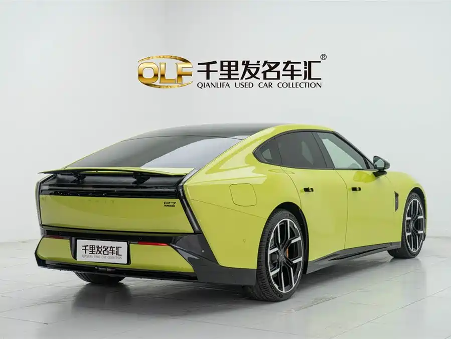 900x675_0_q87_c42_autohomecar__ChtpWGlHktiAZ6wUAAEWn4NDih8241.jpg.webp Used Xpeng P7 2025 702 Long Battery Life Ultra