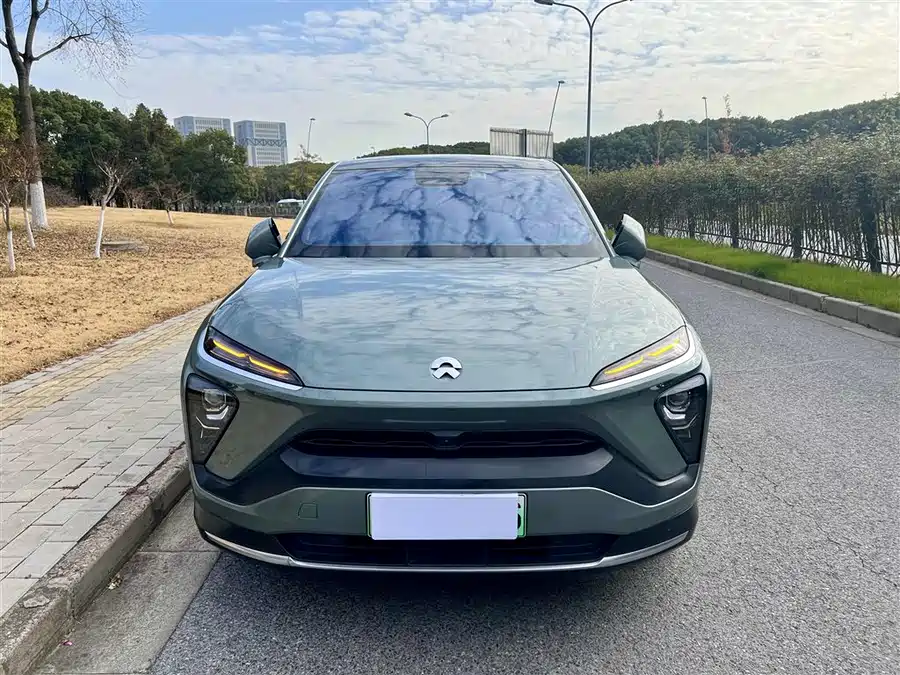 900x675_0_q87_c42_autohomecar__ChtpWGlI1sOAOHNkAAMw-mBXmR8468.jpg.webp Used NIO EC6 2022 75kWh sports version