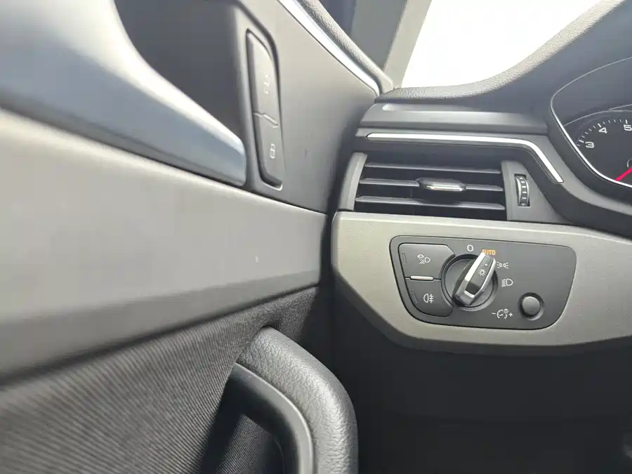 Used Audi A4L 2018 30th Anniversary Model 40 TFSI Enterprising