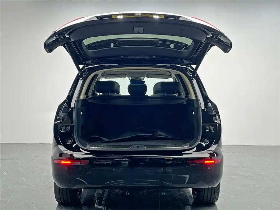 900x675_0_q87_c42_autohomecar__ChtpWGlItiiAehdhAAGdMBCqy6M325.jpg.webp Used HUAWEI AITO M7 2024 1.5T rear drive Plus version 5 seats