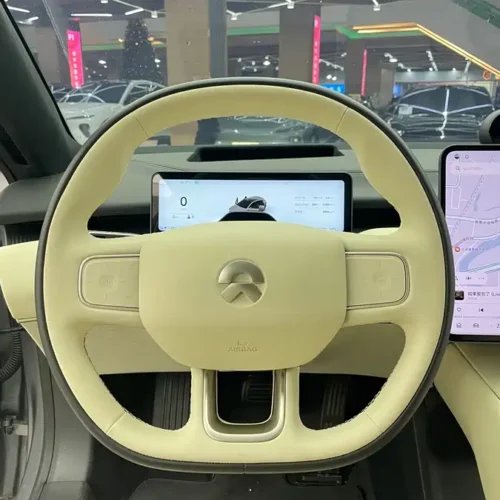 900x675_0_q87_c42_autohomecar__ChtpWGlIwOKAFE2rAAk60YQnLoY661.jpg.webp Used NIO ET5T 2025 75kWh Touring