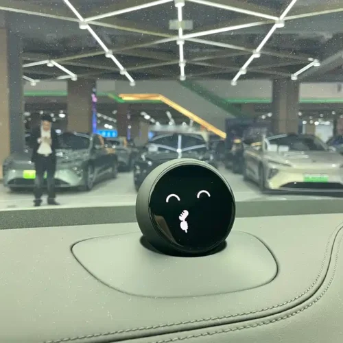 900x675_0_q87_c42_autohomecar__ChtpWGlIwOSAUPQHAAo1-5-qrD8531.jpg.webp Used NIO ET5T 2025 75kWh Touring