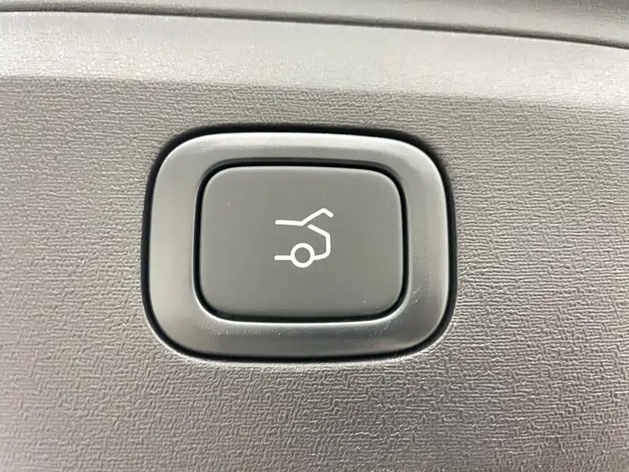 900x675_0_q87_c42_autohomecar__ChtpWGlIwOmAXgaPAAq6mI5g2lg413.jpg.webp Used NIO ET5T 2025 75kWh Touring