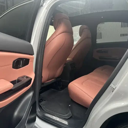 900x675_0_q87_c42_autohomecar__ChtpWGlJF7OAC7ApAASLij7qILs369.jpg.webp Used NIO EC6 2020 440KM Signature Edition