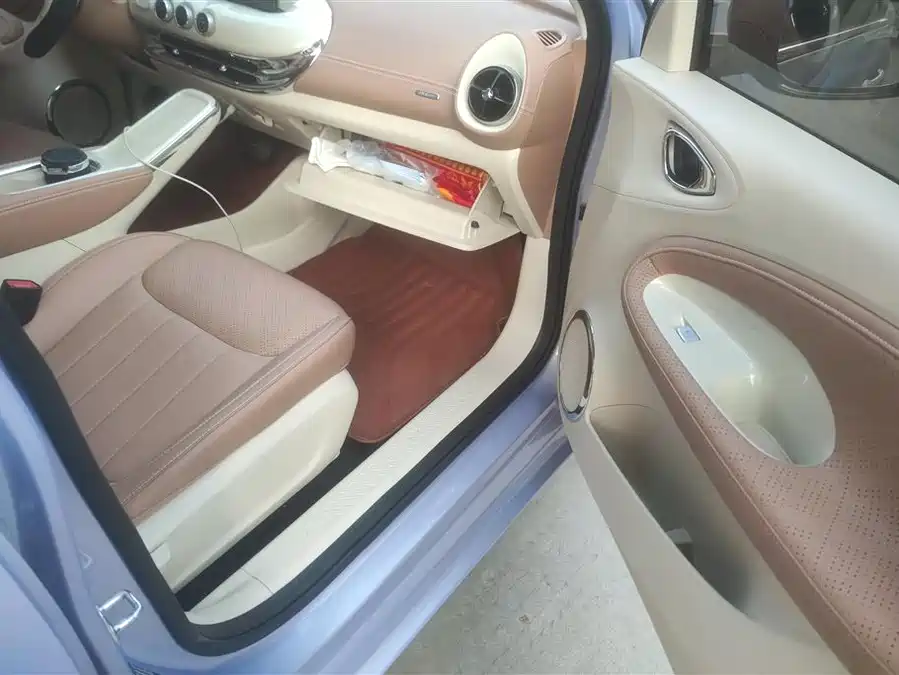 Used Wuling Bingo 2025 model 333km Yuexiang model