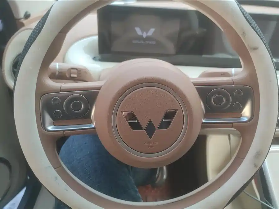 Used Wuling Bingo 2025 model 333km Yuexiang model