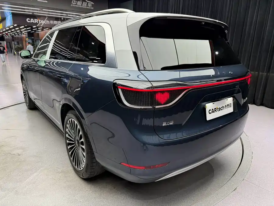 900x675_0_q87_c42_autohomecar__ChtpWGlKTX2AA_LaAAisJFqjttQ562.jpg.webp Used AITO M9 2024 extended range Ultra version 52kWh 5-seater version