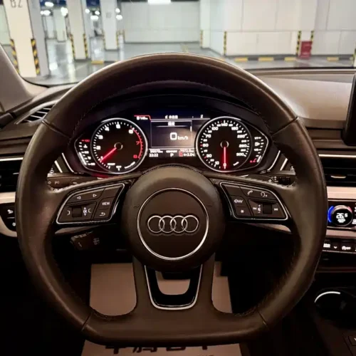 Used Audi A4L 2019 45 TFSI quattro personalized sports version National VI