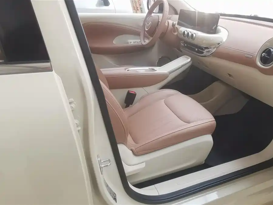 Used Wuling Bingo 2025 model 333km Lingxi Internet model