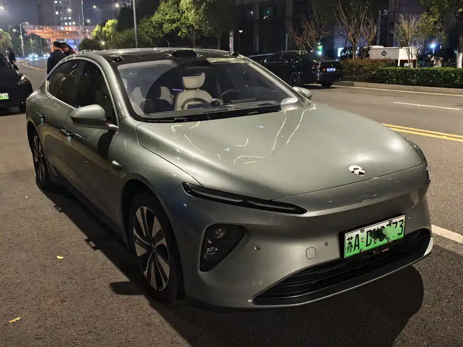 900x675_0_q87_c42_autohomecar__ChtpWGlKlIKAACi9AAa8OhIvUKs265.jpg.webp Used NIO ET7 2022 model 75kWh