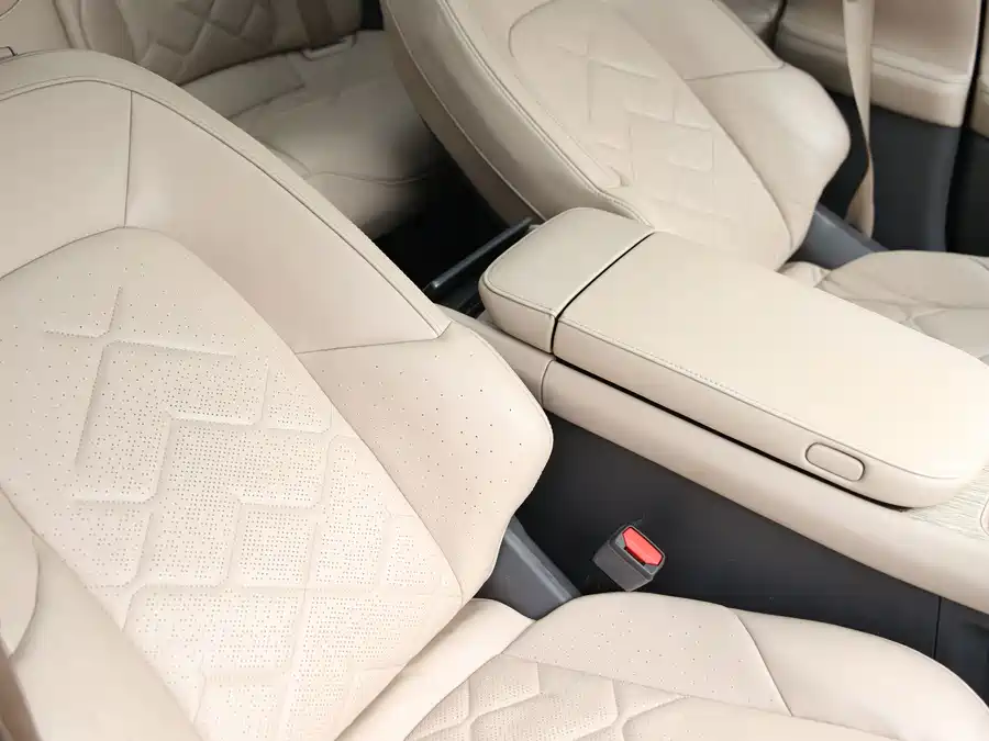 900x675_0_q87_c42_autohomecar__ChtpWGlLRD2AIdriAAT2PhiBoXU315.jpg.webp Used NIO ET7 2022 model 100kWh first edition