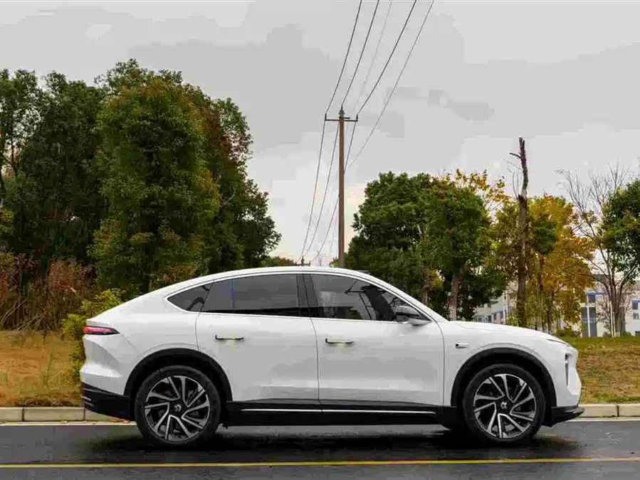 Used NIO EC6 2024 model 75kWh