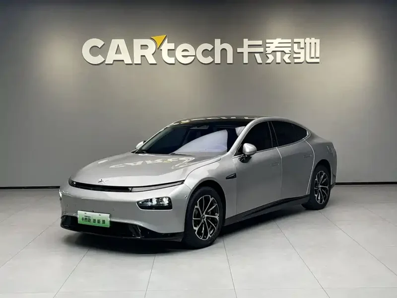 900x675_0_q87_c42_autohomecar__ChtpWGlLTueAK3caAALOnjOmCs8072.jpg.webp Used Xpeng P7 2022 model 625E