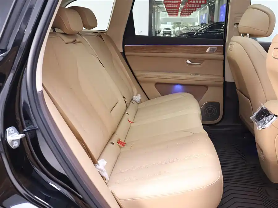 900x675_0_q87_c42_autohomecar__ChtpWGlLZ9KAIWRiAAGlWnFcHcw110.jpg.webp Used HUAWEI AITO M7 2024 1.5T Smart Driving Rear Drive Pro Version 5 Seats