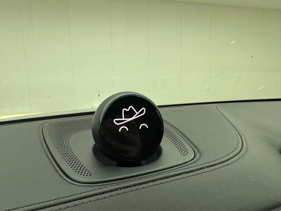 900x675_0_q87_c42_autohomecar__ChtpWGlLbZOAfM8sAAg3mJEe_wo997.jpg.webp Used NIO ES8 2022 model 100kWh signature version six seats