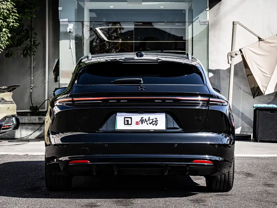 900x675_0_q87_c42_autohomecar__ChtpWGlLdpCAam5gAApnta5_pU0963.jpg.webp Used NIO ET5T 2025 75kWh Touring